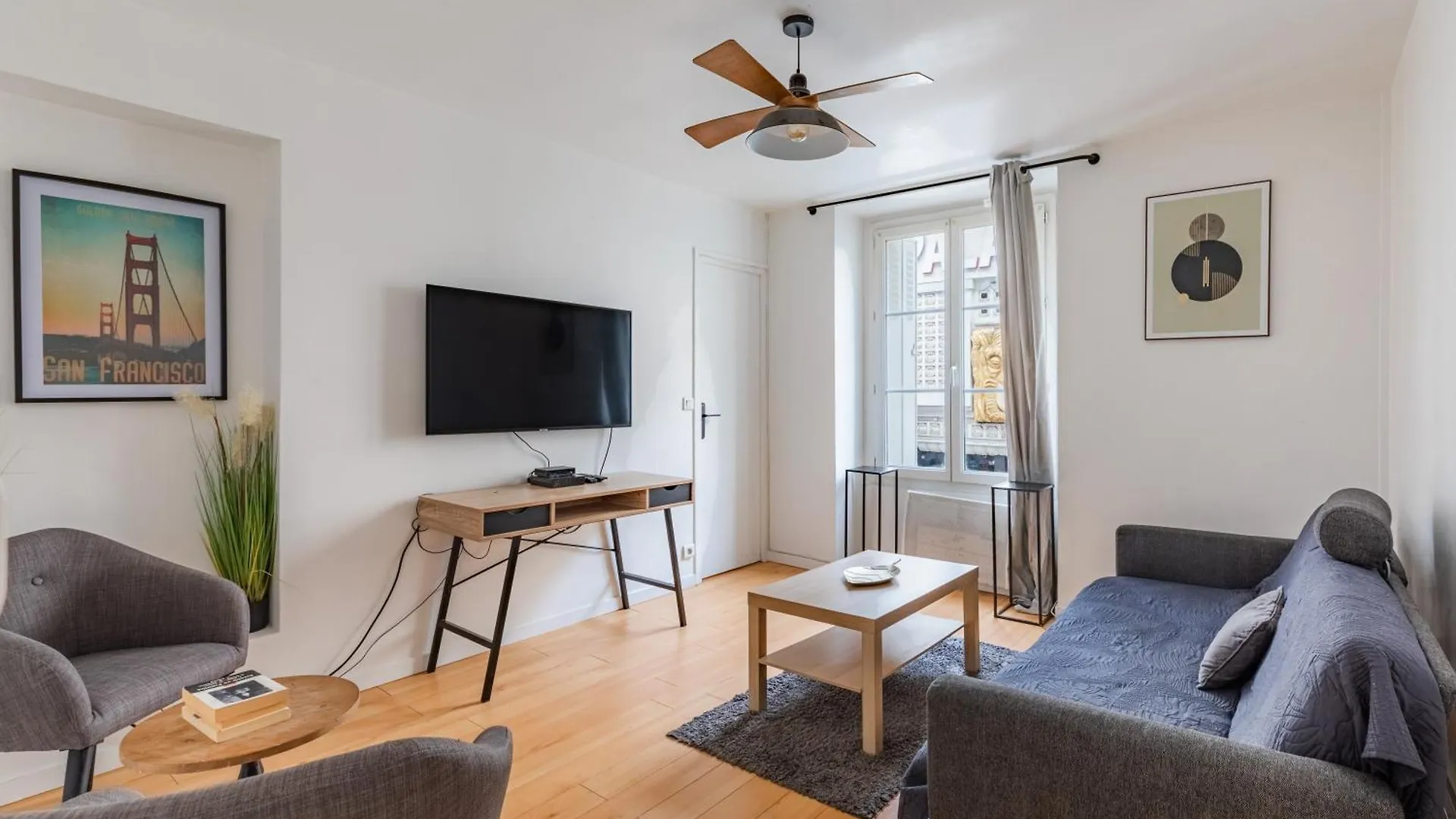 Center Paris Republique Appartment フランス